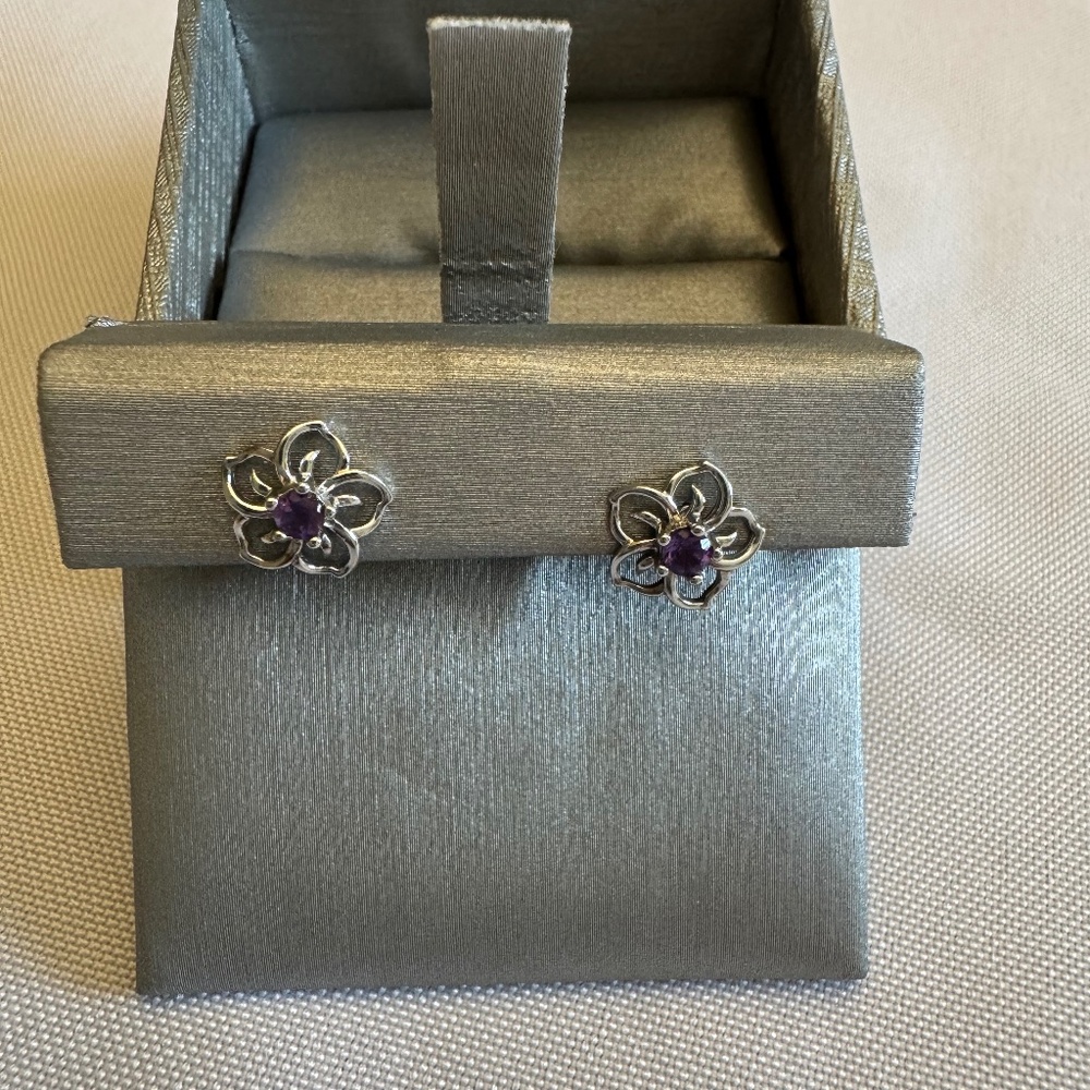 Sterling Silver & Amethyst Flower Stud Earrings